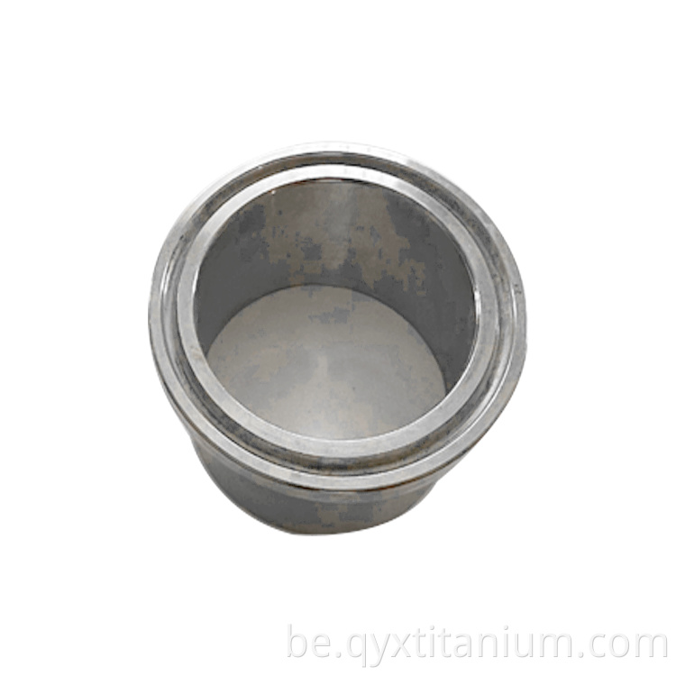 Titanium pipe fittings